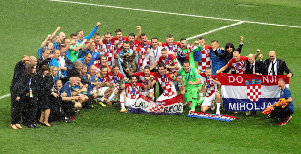 虽然哈登与 虽然哈登与